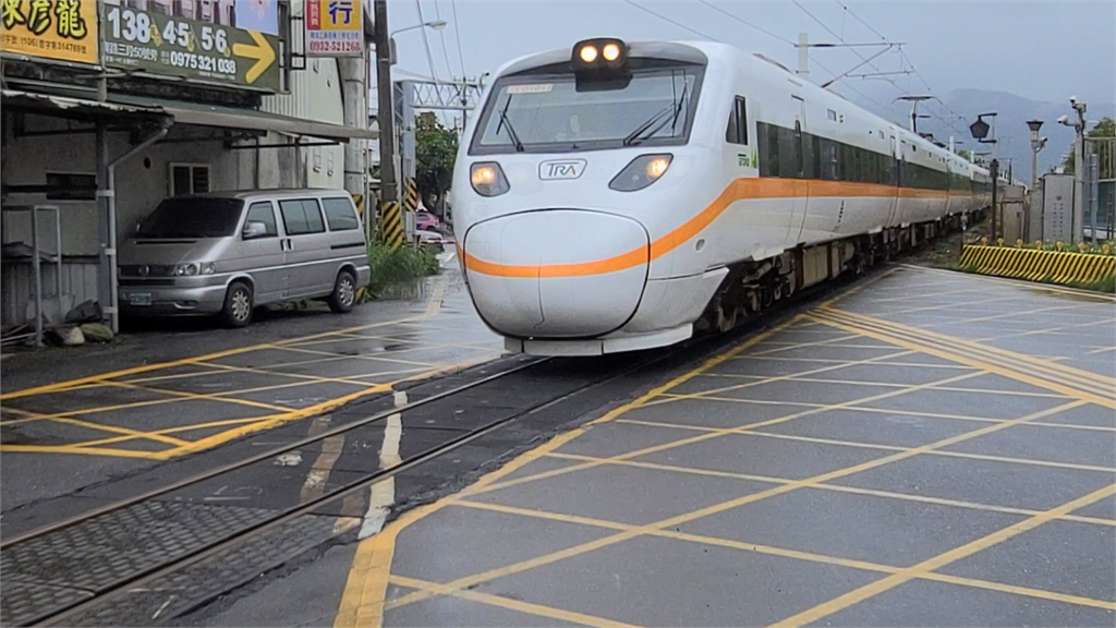 目前台鐵從花蓮到台東最快的列車是太魯閣號，乘車時間約1個小時半。圖／台視新聞（資料畫面）