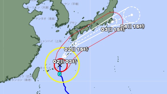 薔蜜颱風直撲沖繩 那霸市風雨轉強路樹倒