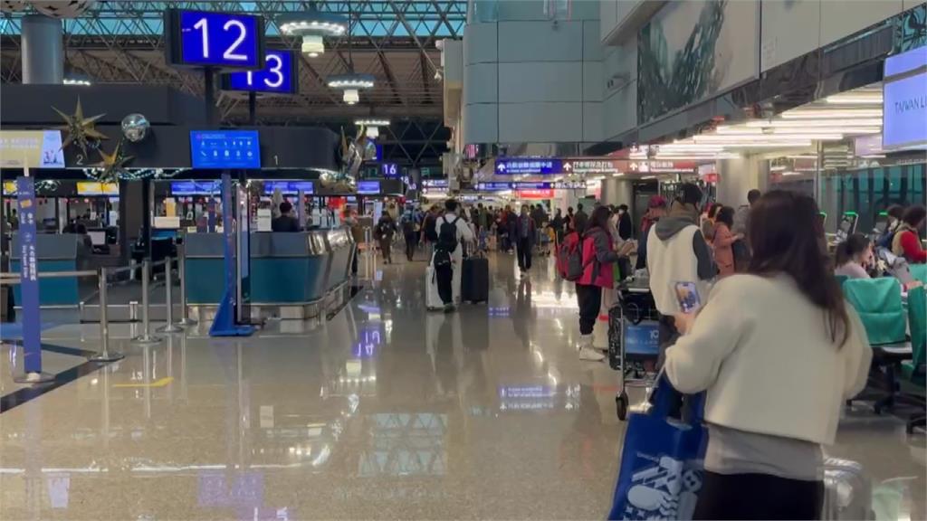 搭機新規4/8上路！每人限帶2個行動電源、禁機上充電