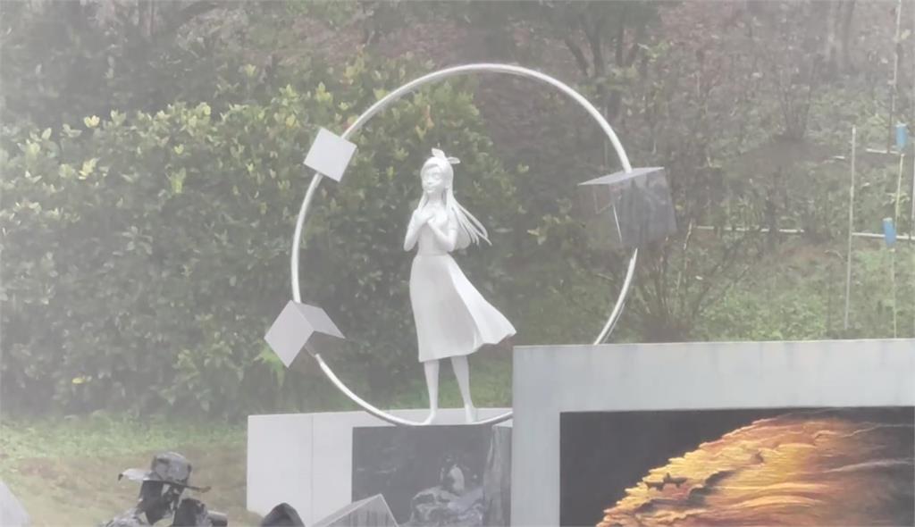 具俊曄為愛妻大S設計紀念雕像名稱公開 周圍9立方體同行星般藏愛意