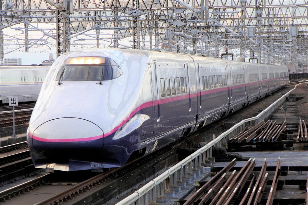 乘客疑帶「化學藥品」搭日本新幹線，造成6人受傷。圖／翻攝自FB @jreast.jp（非當事畫面，資料照）