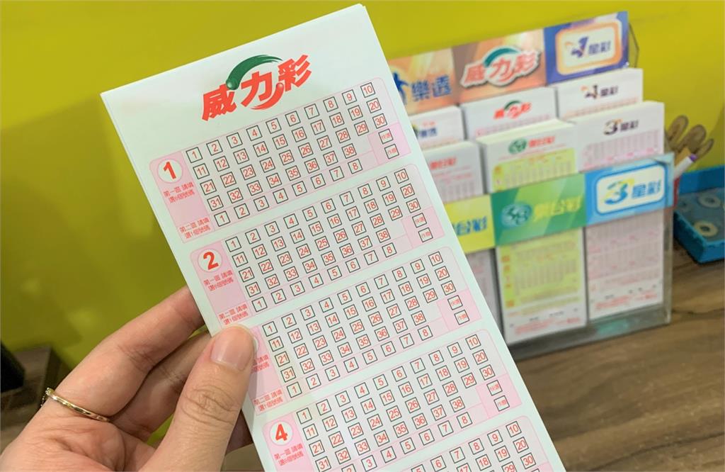 威力彩連27槓，下期頭獎上看8.4億。圖／台視新聞（資料畫面）