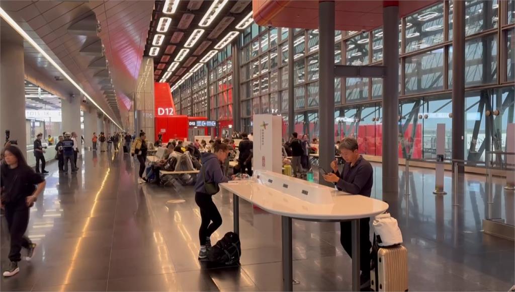 首波體驗桃機T3北廊廳！旅客狂讚超舒適 還有「特製乖乖」拿