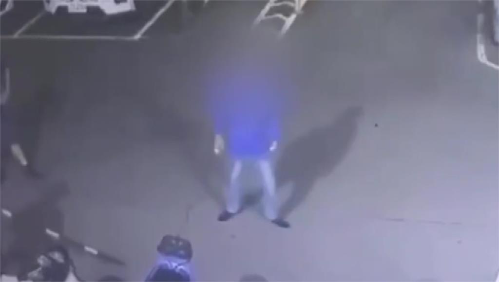 疑不滿工作待遇！男持老虎鉗扁鑽尋仇前老闆 遭熱心民眾壓制送辦