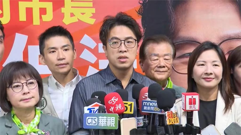 社子島阿嬤下跪陳情　沈伯洋駁刻意安排：應正視50年禁建問題