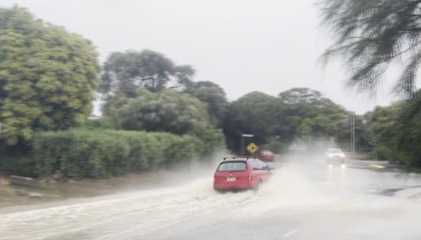 澳洲部分地區洪水災情慘重。圖／CNN、路透社