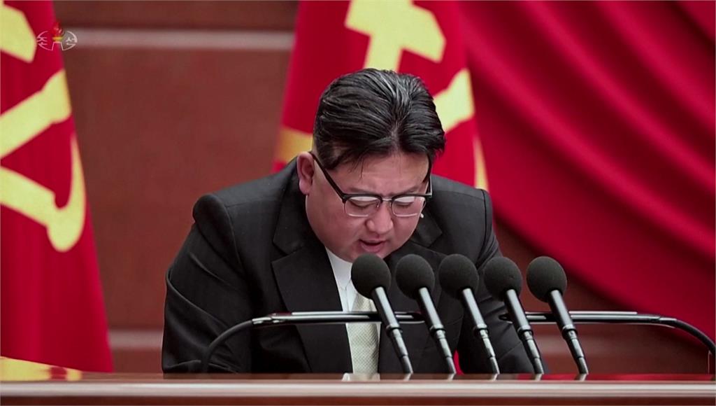 金正恩稱兩韓「不可能統一」，明年加碼發射3枚間諜衛星。圖／CNN