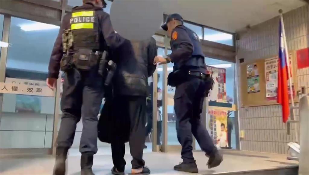 無口角衝突！男吃蒸餃莫名遭利器刺傷鎖骨 50歲嫌當母親面行兇