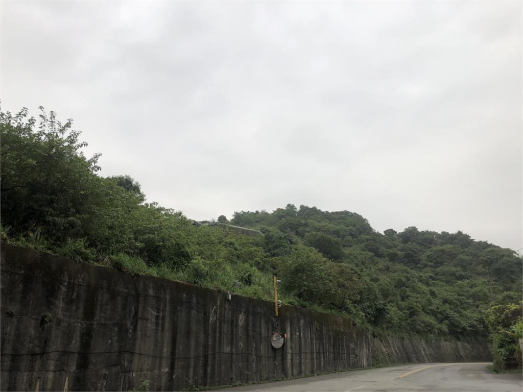 除中南部外，其餘地區皆有局部短暫雨。圖：林怡秀 攝