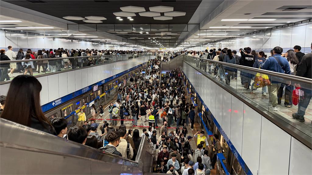 TWICE開唱吸4萬人擠爆大巨蛋！北捷週五運量破260萬人次 創3月新高