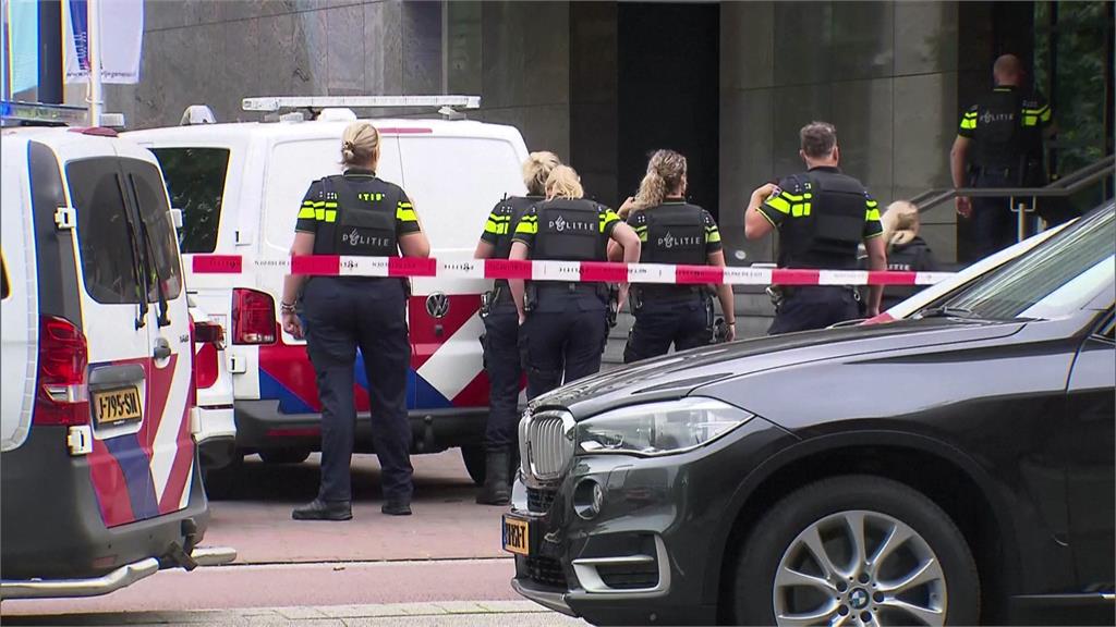 荷蘭驚傳槍擊案，造成3人死亡。圖／美聯社、路透社