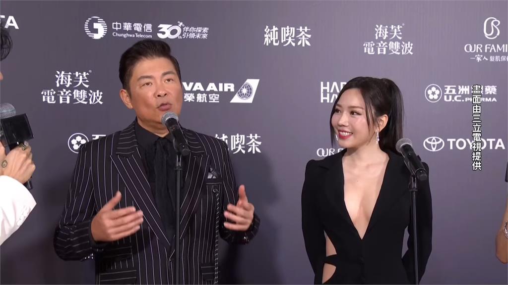 金鐘61／蔡尚樺超深V秀美乳 曾國城虧「她把她的祖先都帶來了！」