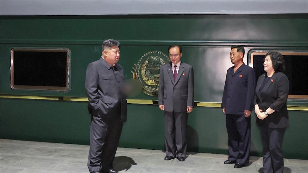 金正恩防彈列車進入中國，預計今日抵北京，並在隔日出席閱兵。圖／美聯社