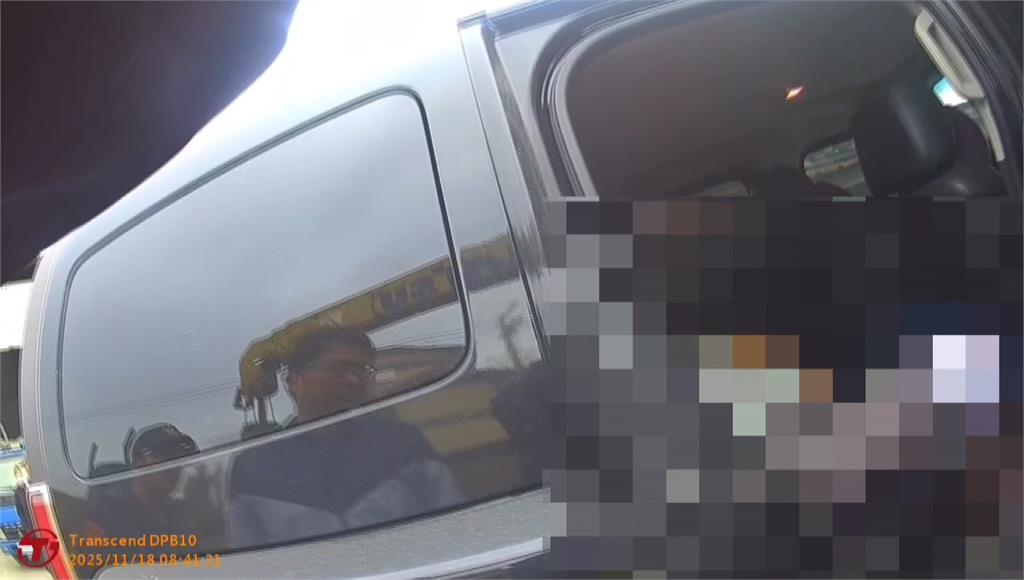 發動車子背後毛毛的... 一轉頭驚見後座有陌生男屍 疑躲車內避寒猝死