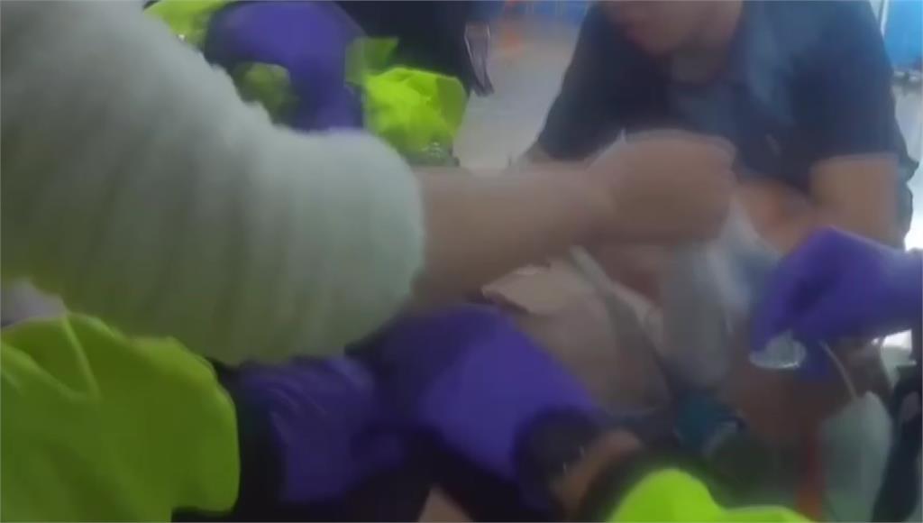 休假不忘救人理念！老翁打羽球昏倒 消防員.護理師助恢復意識