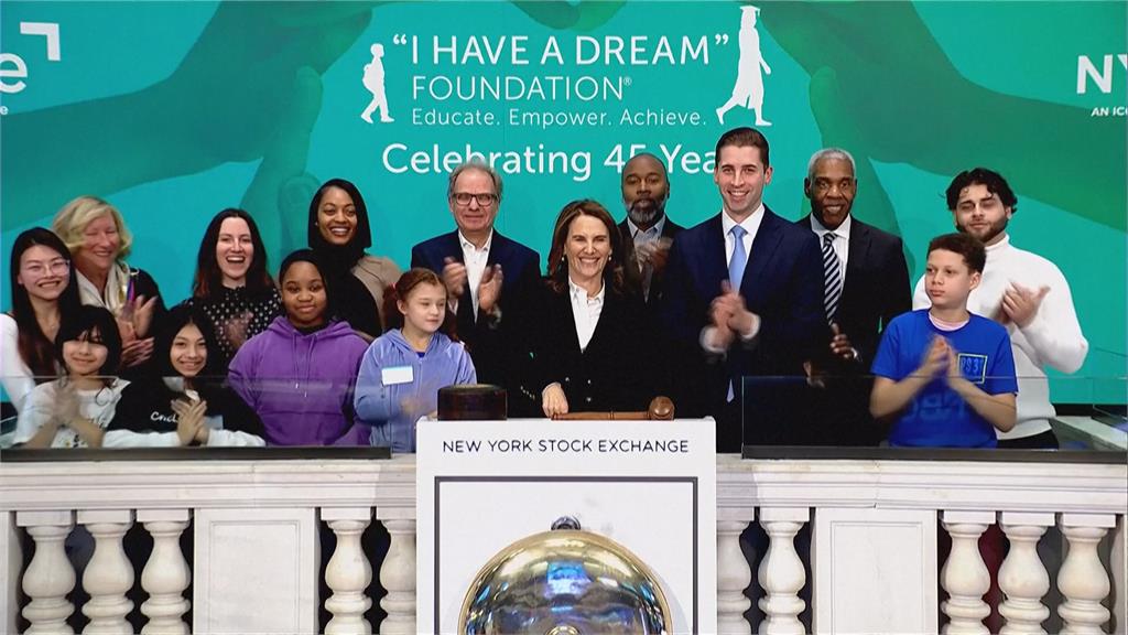 美道瓊工業指數破5萬點 寫歷史新頁