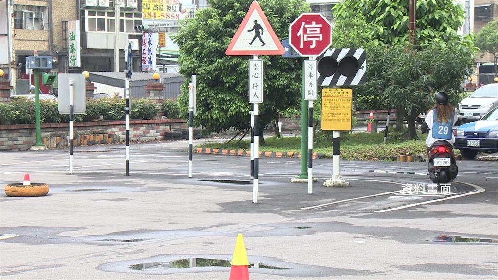 機車考照7.1萬人未到 公路局加嚴黑名單「缺考1次停權15日」