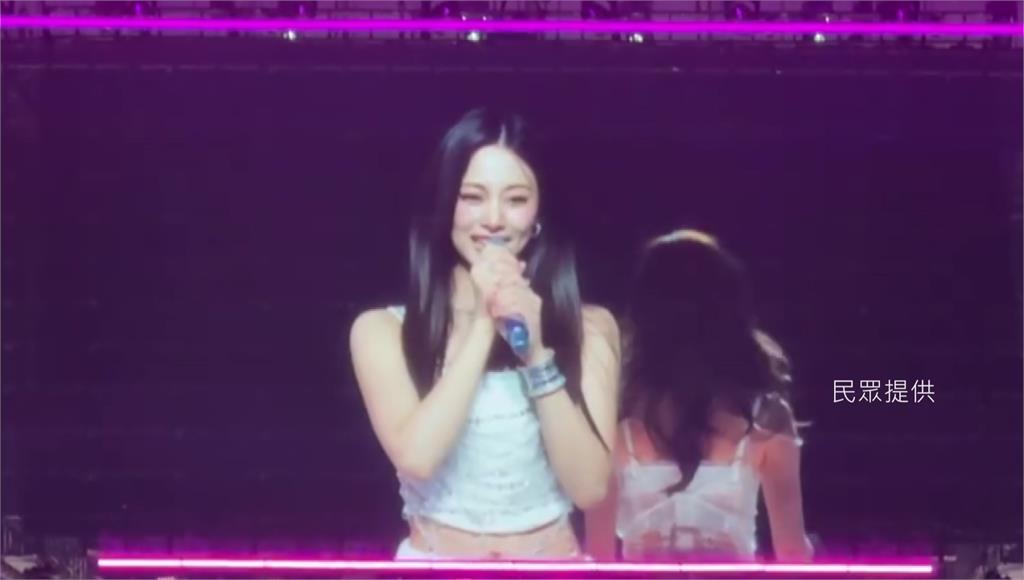 TWICE大巨蛋周子瑜Solo首唱〈Run Away〉！Mina蒙面紗粉絲心疼