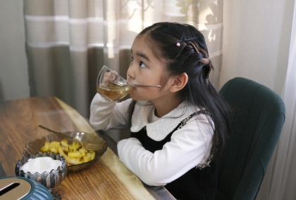 孩子早餐只喝1杯牛奶可以嗎？營養師揭答案 恐出現「3連鎖反應」