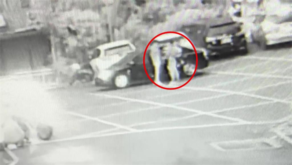 新竹17歲少年當街被強擄上車。圖／台視新聞