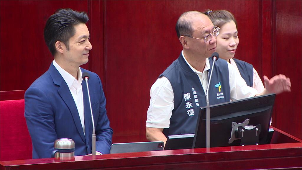北市民政局長「備詢玩手遊」喊拍謝！ 蔣萬安直言：不應該