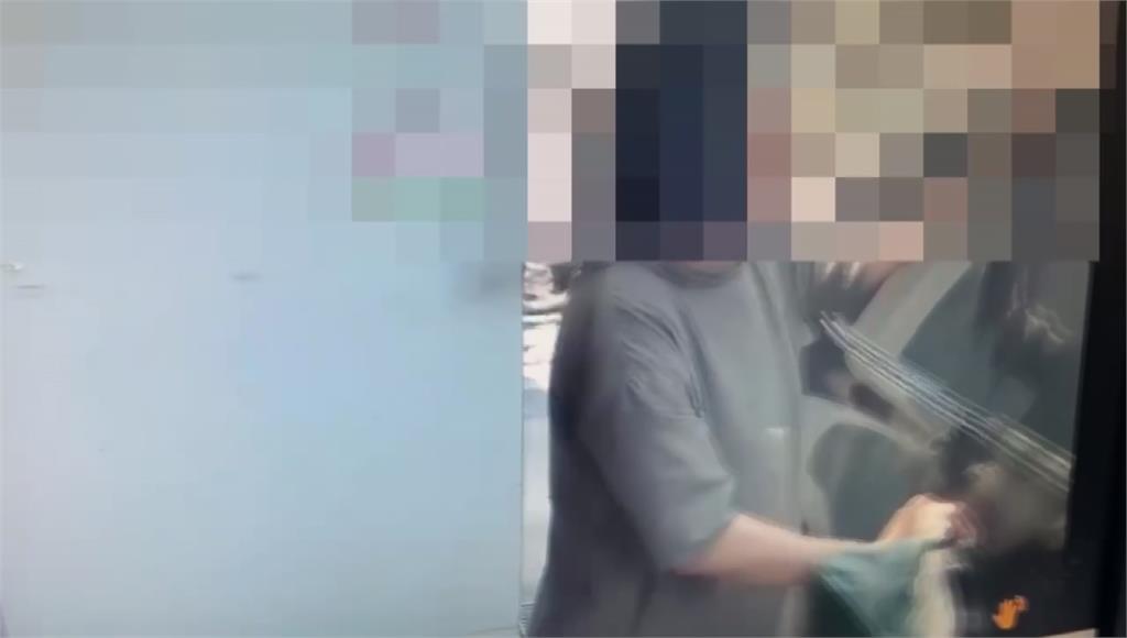 孕婦開車突陣痛！警暖心開道護送「5分鐘火速就醫」
