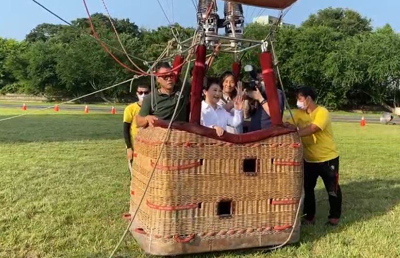 台中石岡首辦熱氣球嘉年華，市長盧秀燕盼明年擴大舉辦。圖：台視新聞