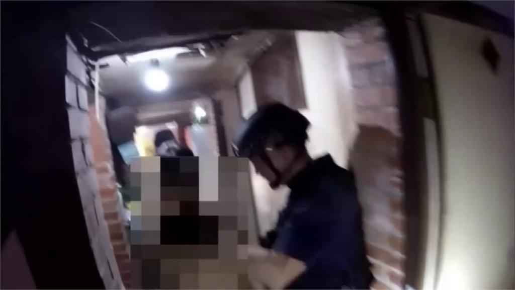 男「膝蓋刀傷」就醫 警起疑查出暴力討債案