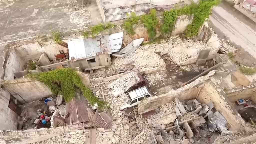 海地日前發生規模7.2強震，釀成嚴重傷亡。圖／翻攝自AP Direct
