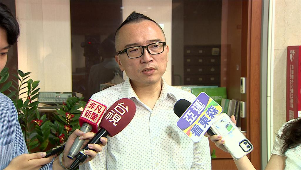 竹縣藍白破局！吳子嘉告白營9人 周榆修：濫訴對徐欣瑩選情沒幫助