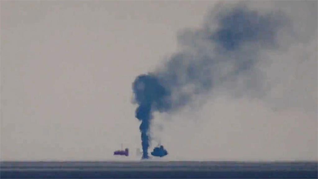 烏軍在黑海擊沉俄軍巡邏艦畫面曝光。圖／翻攝自Twitter@StateOfUkraine