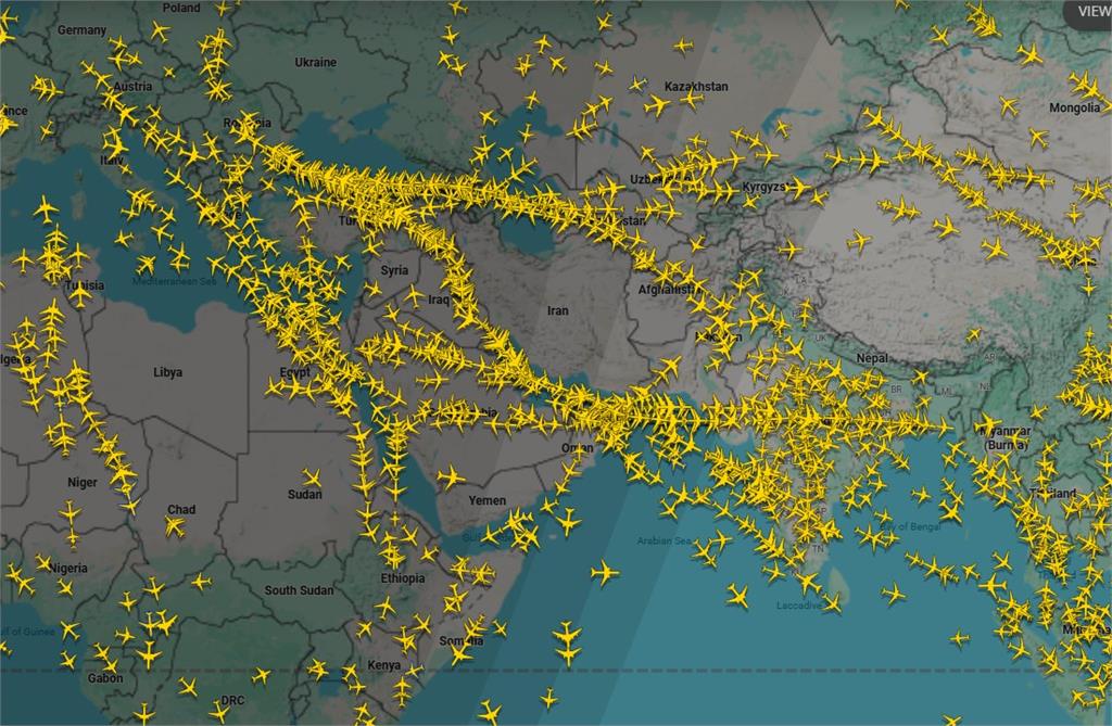  伊朗緊急關閉領空！ 川普：觀察事態不排除軍事行動