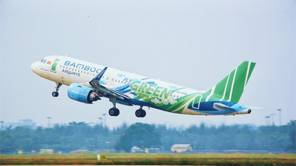 越竹航空基於人道主義，明天仍會派遣飛機載回旅客。示意圖／翻攝自Facebook@Bamboo Airways