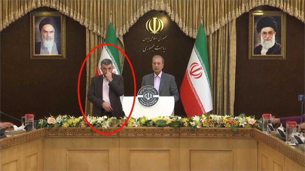 伊朗衛生部副部長哈利奇（左）確診感染武漢肺炎。圖：AP