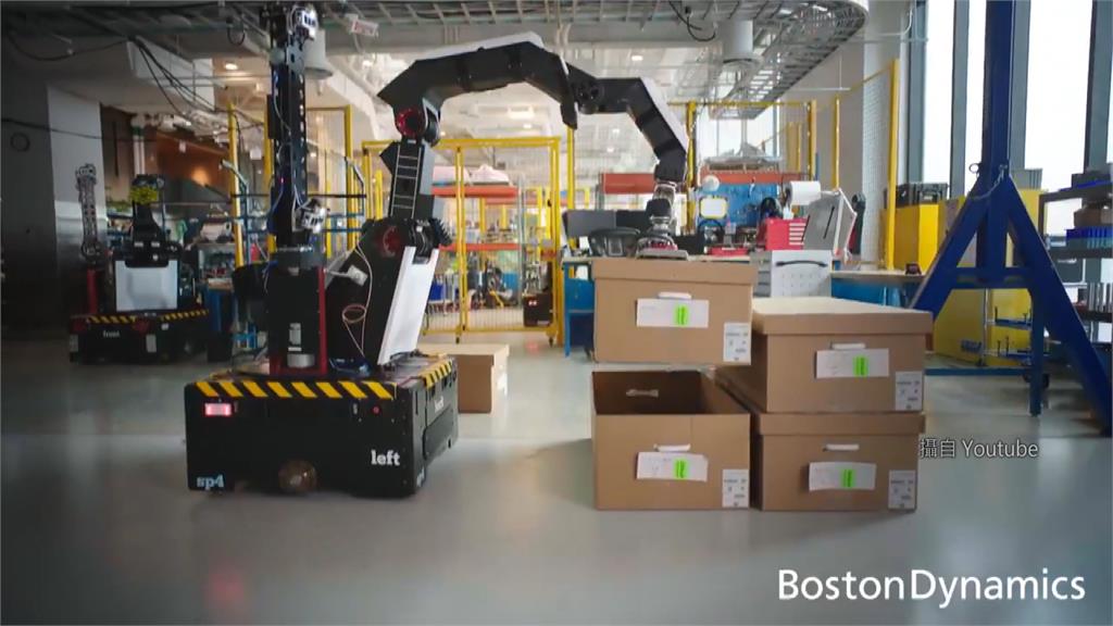 Stretch（伸展）最快每小時可以搬運800件23公斤的箱子。圖／翻攝自YouTube@BostonDynamics