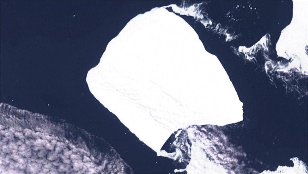 全世界最大的冰山正在快速漂移。圖／美聯社、路透社