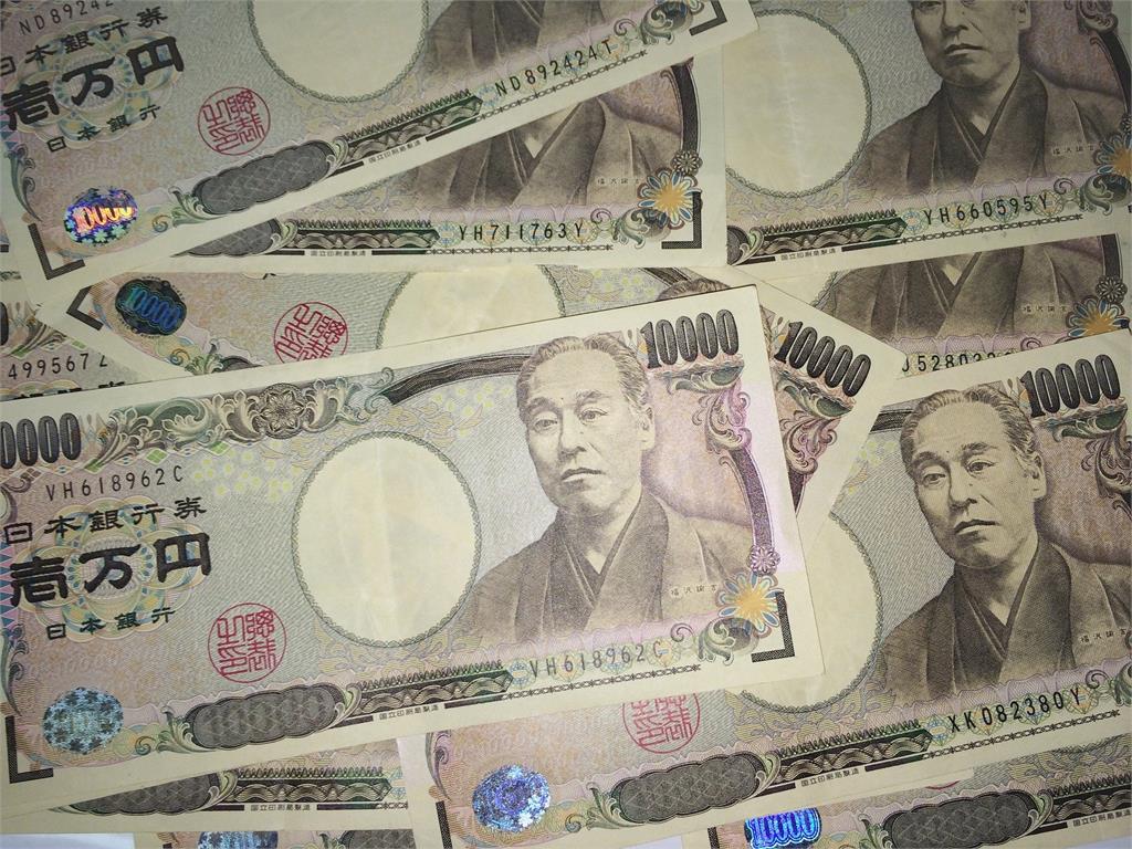 日幣上週一度到1美元兌144日圓，創24年新低。示意圖／翻攝自Pixabay@Maccabee