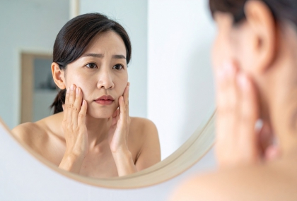 嘴邊肉、法令紋變明顯？專家教「舌頭1動作」改善  閉嘴做才有效