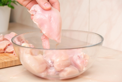 雞胸肉別直接冷凍！專家授「1保存法」 肉質還能保持濕潤、不甘柴