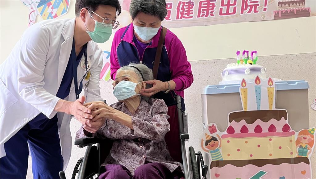 台中烏日一名100歲的人瑞沒有咳嗽、肺炎症狀，卻也驗出新冠肺炎。圖／台視新聞