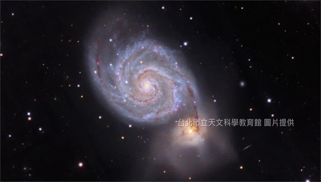 「母子星系」溫馨現身。圖／台北市立天文館提供