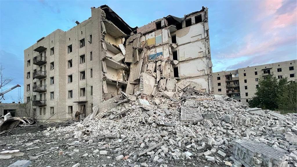 頓內茨克地區的一棟公寓遭俄軍攻擊。圖／翻攝自Telegram