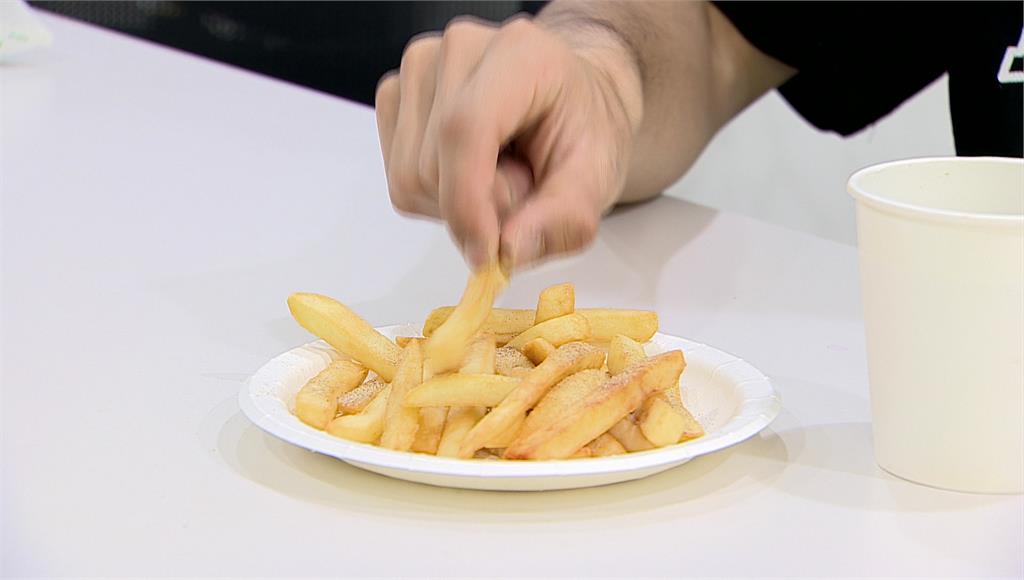 喝可樂能緩解頭痛？營養師：配大薯更有效