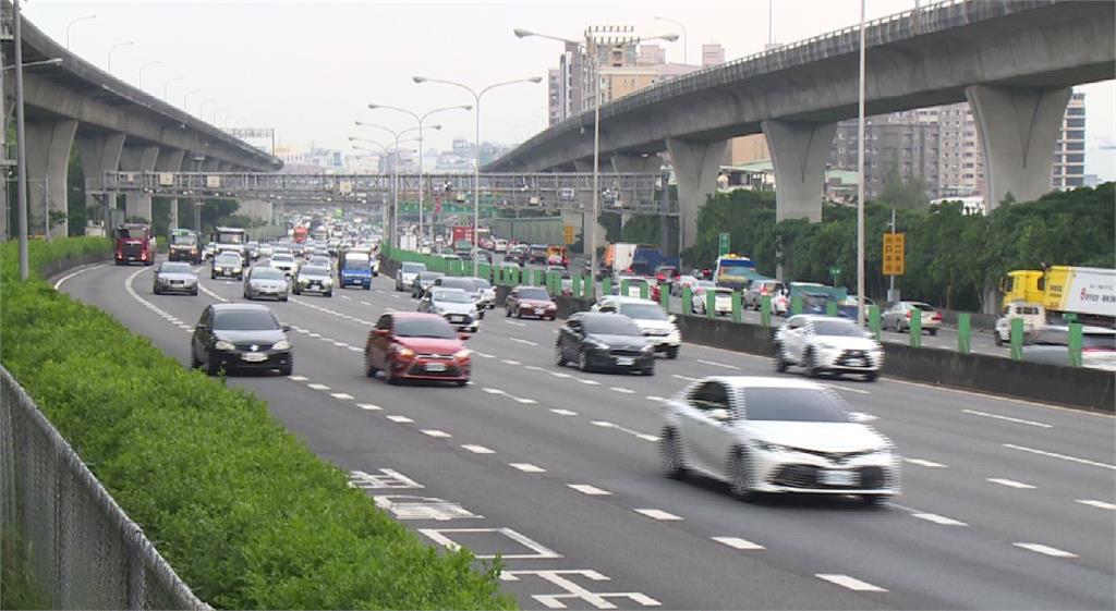 國五清晨湧現南下車潮 高公局10:00說明路況