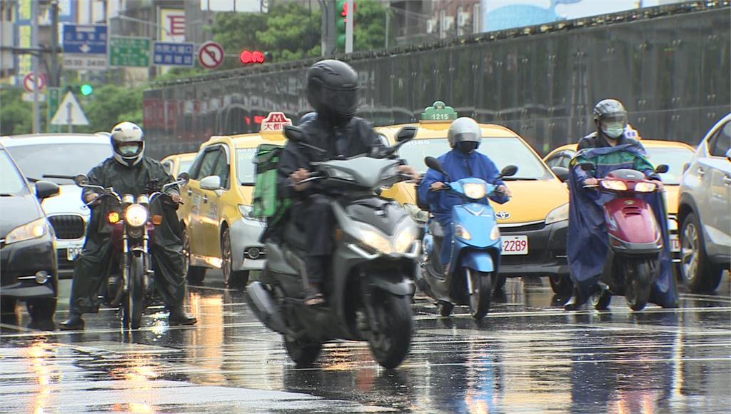 微弱鋒面掠過中部以北有短暫雨。圖／台視新聞（資料畫面）