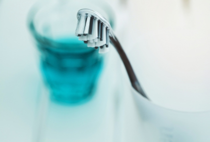 一家人共放牙刷恐交叉感染 感冒後更要注意