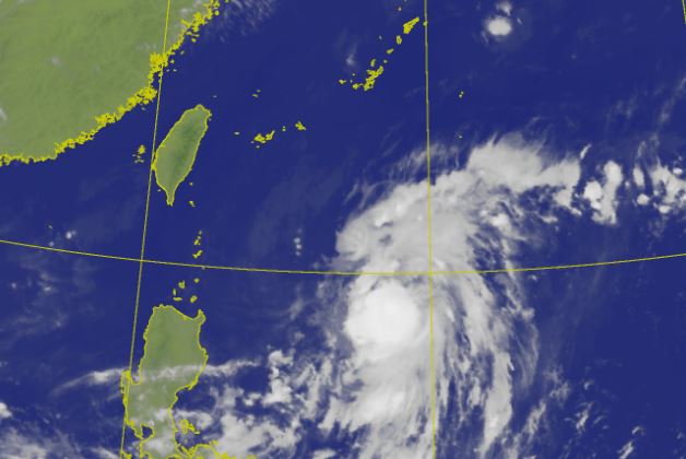 「梅花」颱風最快明天增強為中度颱風。圖／翻攝自中央氣象局