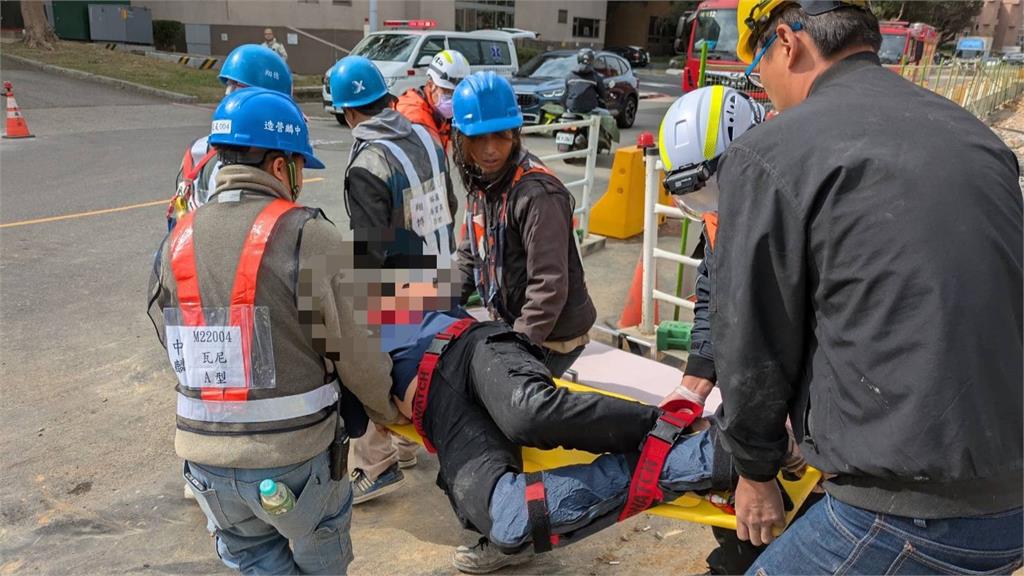 竹科工安意外！鷹架突然倒塌 3工人從5米高墜落
