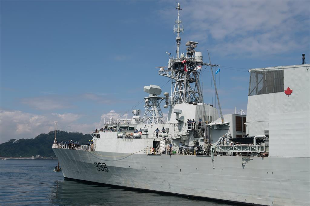 加拿大皇家海軍利法克斯級巡防艦溫尼伯號。圖／翻攝自Facebook @HMCS.NCSMWinnipeg 