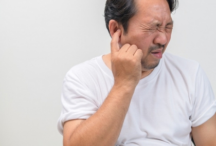 長期耳鳴不是老化！聽力下降竟與聽骨鏈異常有關